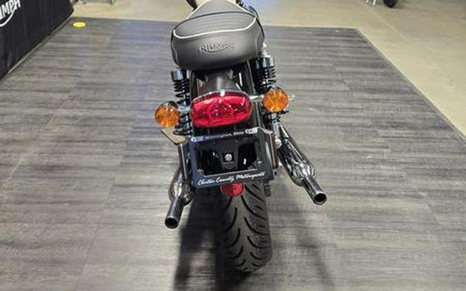 2026 Triumph BONNEVILLE T120.