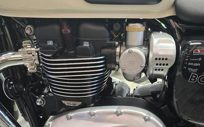2026 Triumph BONNEVILLE T120.