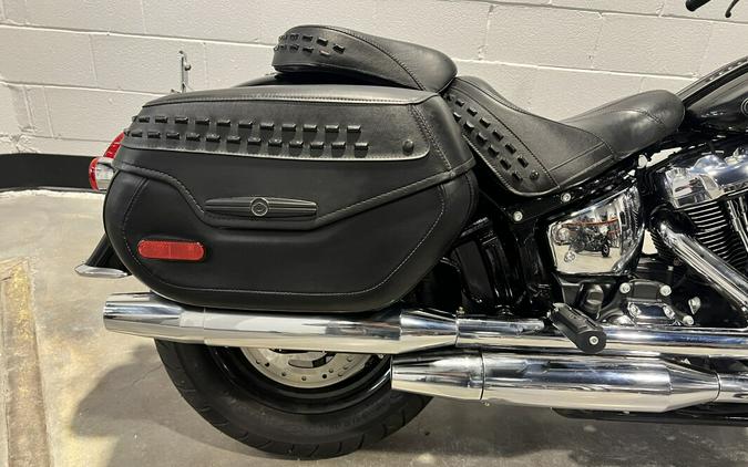 2022 Harley-Davidson® Heritage Classic 114 Vivid Black FLHCS
