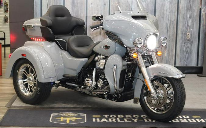 2024 Harley-Davidson® FLHTCUTG - Tri Glide® Ultra