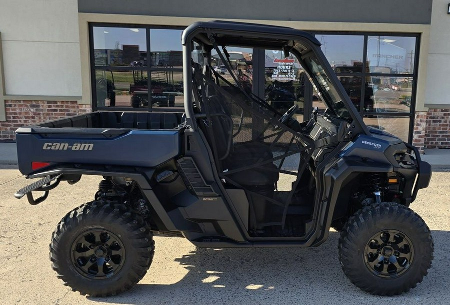 2026 Can-Am® Defender XT HD11