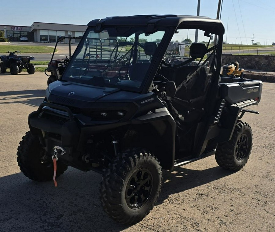 2026 Can-Am® Defender XT HD11