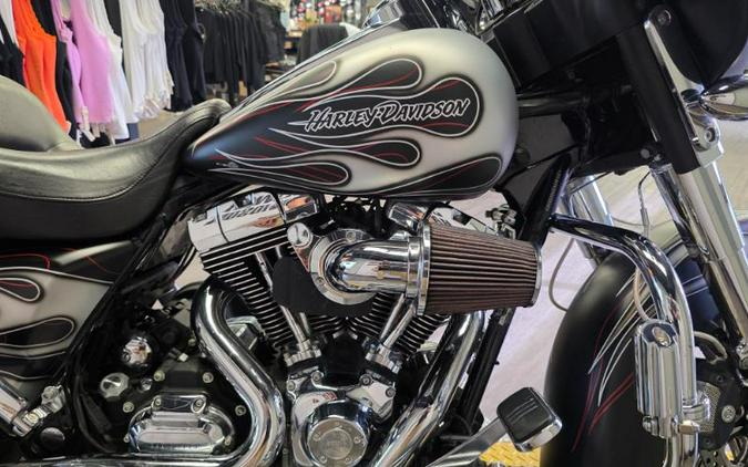 2010 Harley-Davidson Street Glide®