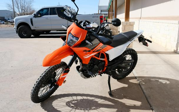 2026 KTM 390 ENDURO R