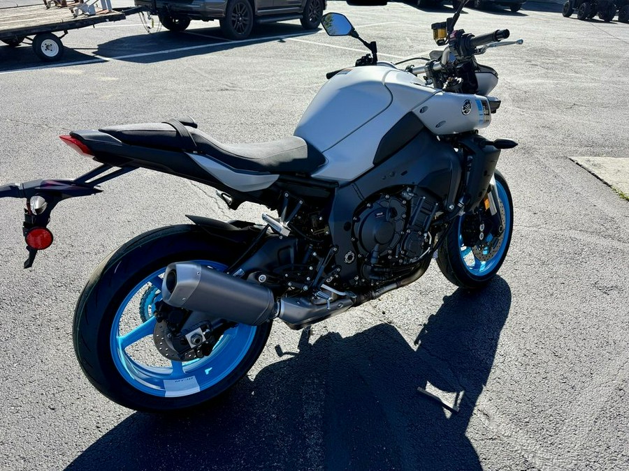 2025 Yamaha MT-10