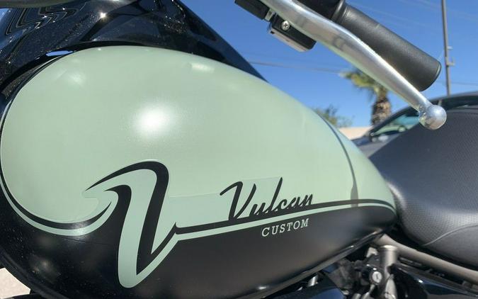 2023 Kawasaki Vulcan® 900 Custom