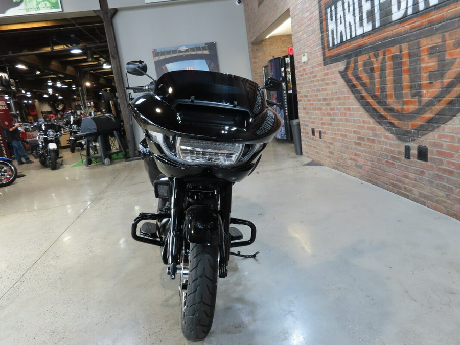 2025 Harley-Davidson® FLTRX Road Glide™