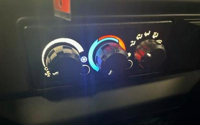 2026 Can-Am Defender Limited HD11