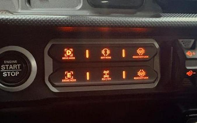 2026 Can-Am Defender Limited HD11