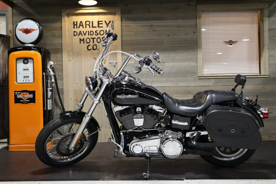 2013 Super Glide® Custom (FXDC)