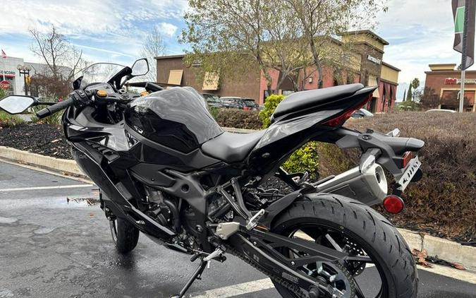 2026 Kawasaki Ninja® ZX™-4R ABS