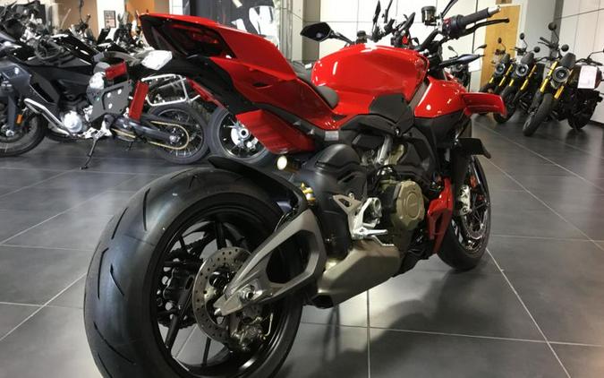 New 2025 Ducati STREETFIGHTER V4S