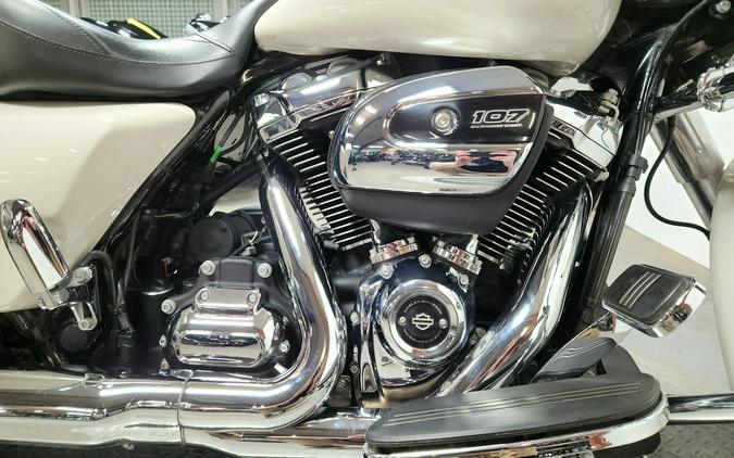 2022 Harley-Davidson® Road Glide - FP8635