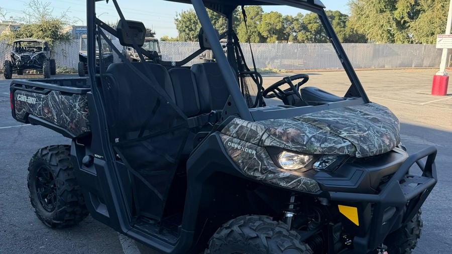 2026 DEFENDER XT HD7 - Can-Am