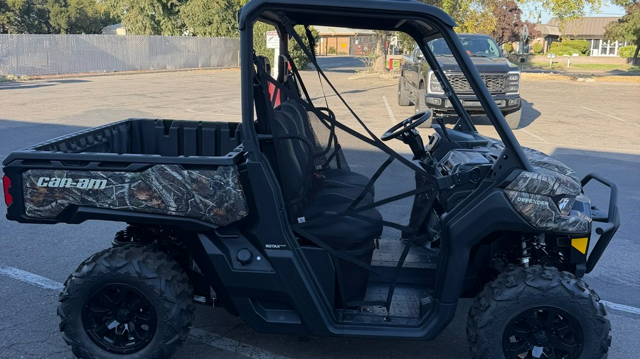 2026 DEFENDER XT HD7 - Can-Am