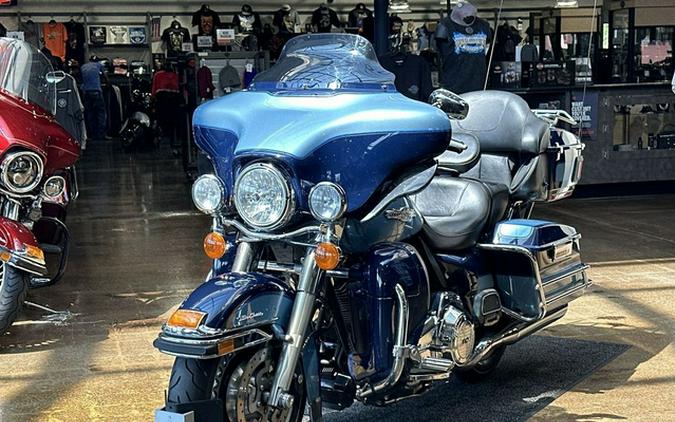 2013 Harley-Davidson FLHTCU - Electra Glide Ultra Classic