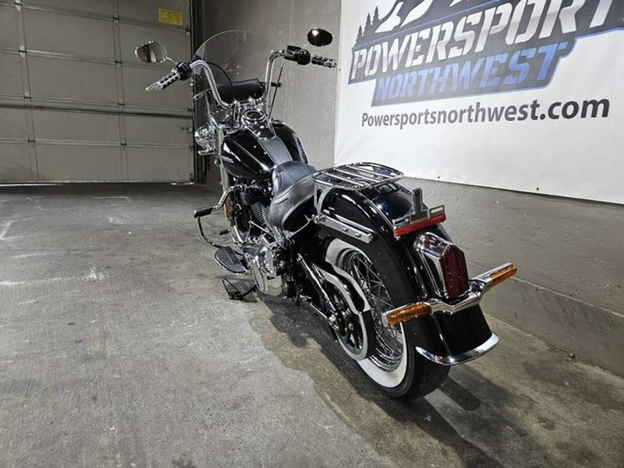 2020 Harley-Davidson Softail FLDE - Deluxe