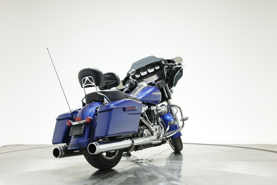 2017 Harley-Davidson Street Glide Special
