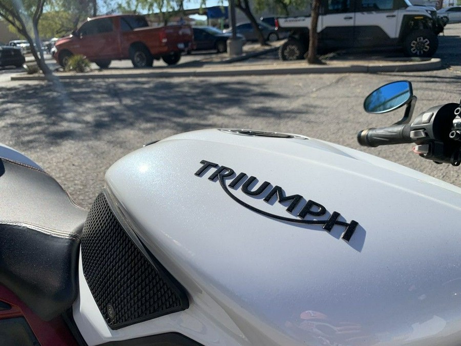 2018 Triumph Speed Triple R Crystal White