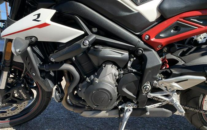 2018 Triumph Speed Triple R Crystal White