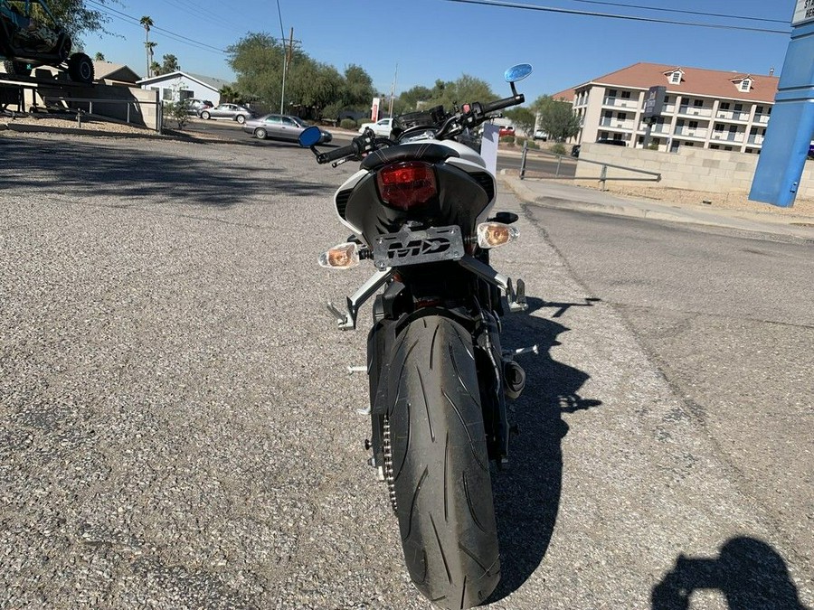 2018 Triumph Speed Triple R Crystal White