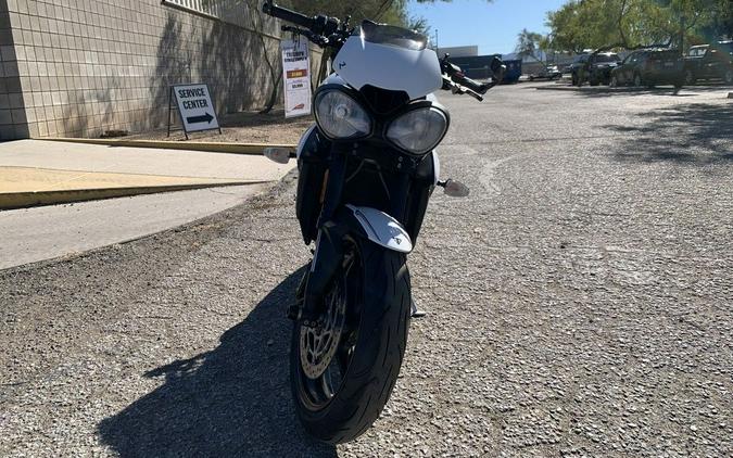 2018 Triumph Speed Triple R Crystal White
