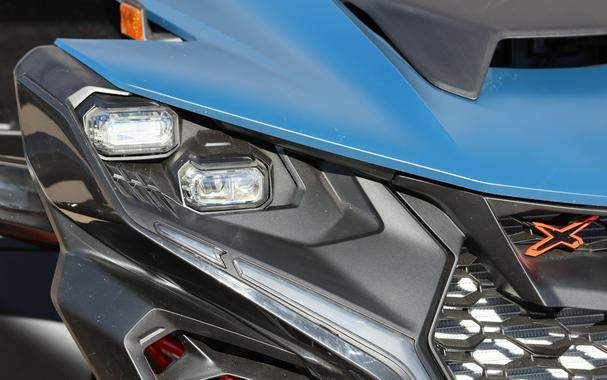 2026 CAN-AM MAVERICK R MAX X WITH SMARTSHOX 999T DCT