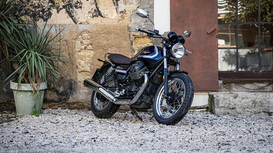 2021 Moto Guzzi V7 Special E5