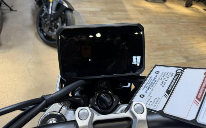 2026 HONDA CB1000F