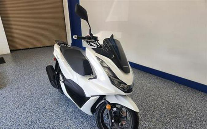 2022 Honda PCX150 ABS