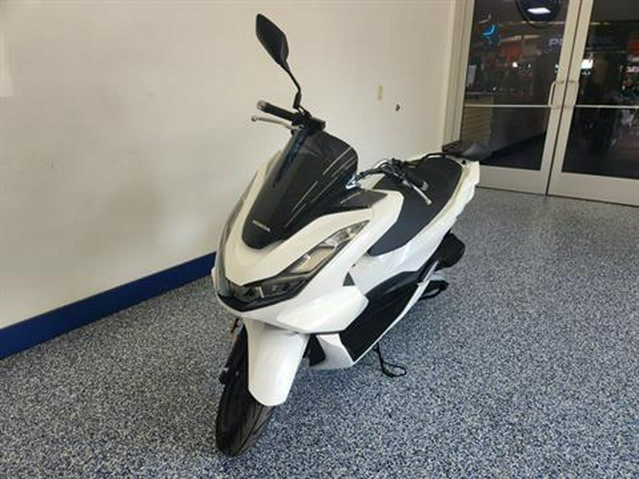 2022 Honda PCX150 ABS