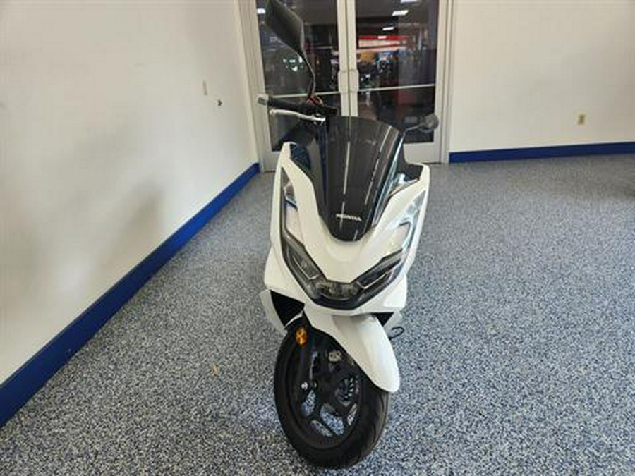 2022 Honda PCX150 ABS