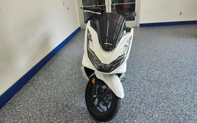 2022 Honda PCX150 ABS