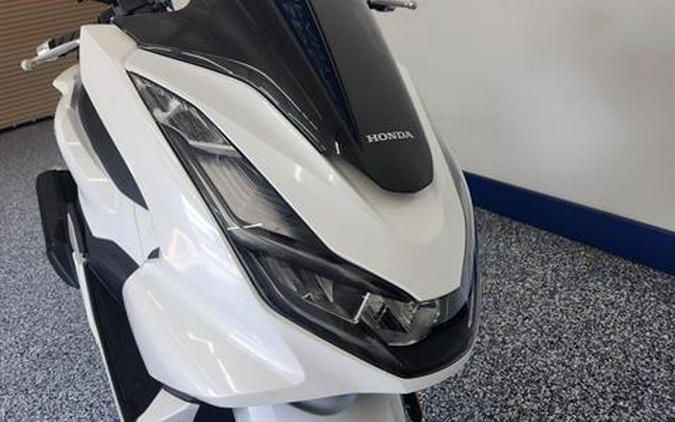 2022 Honda PCX150 ABS