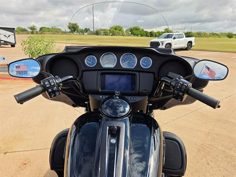 2025 Harley-Davidson Tri Glide® Ultra