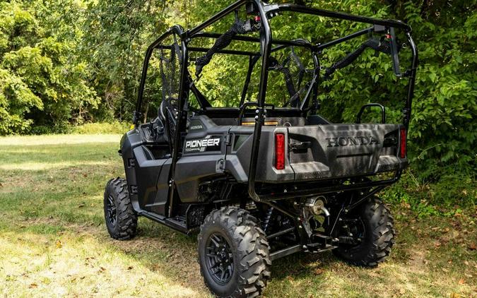 2026 Pioneer 700 - Honda