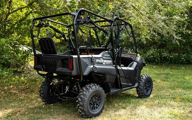 2026 Pioneer 700 - Honda