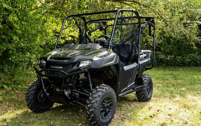 2026 Pioneer 700 - Honda