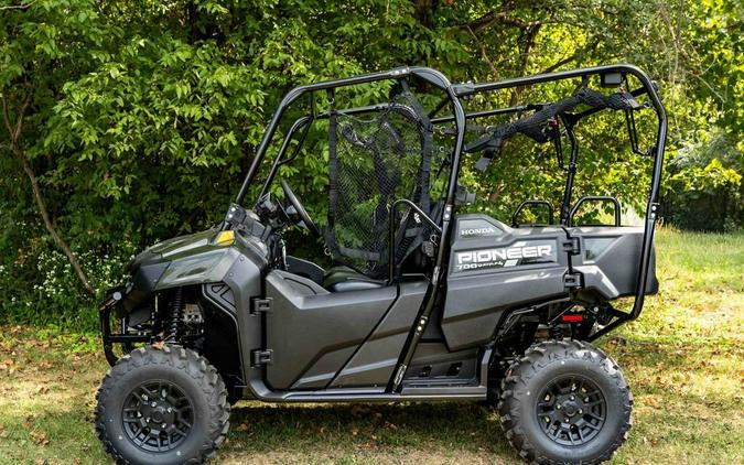 2026 Pioneer 700 - Honda