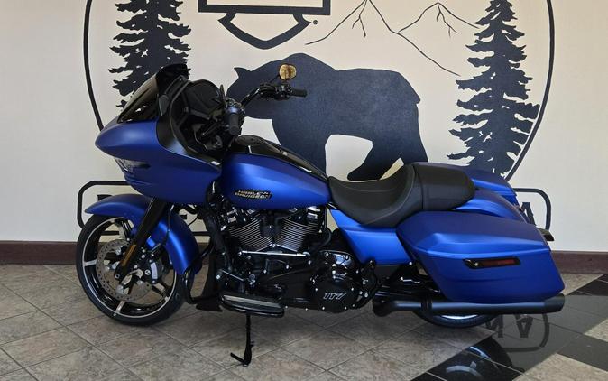 2026 Harley-Davidson® Road Glide® Aurora Blue Denim Black Trim
