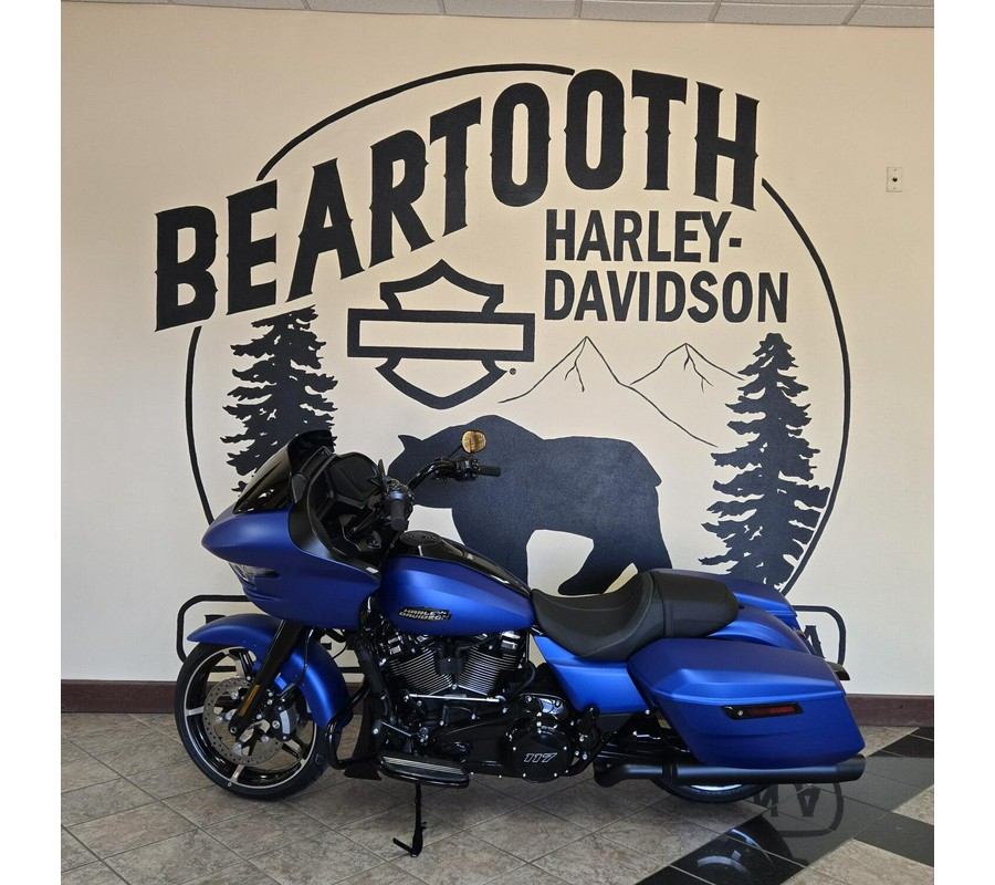 2026 Harley-Davidson® Road Glide® Aurora Blue Denim Black Trim