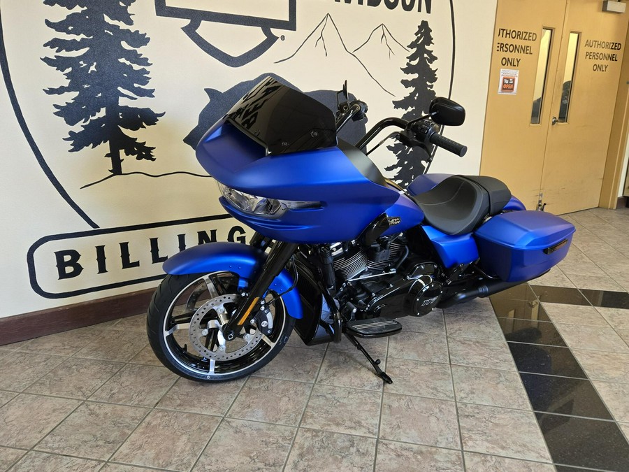 2026 Harley-Davidson® Road Glide® Aurora Blue Denim Black Trim