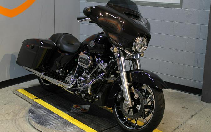 2021 Harley-Davidson Street Glide Special Grand American Touring FLHXS