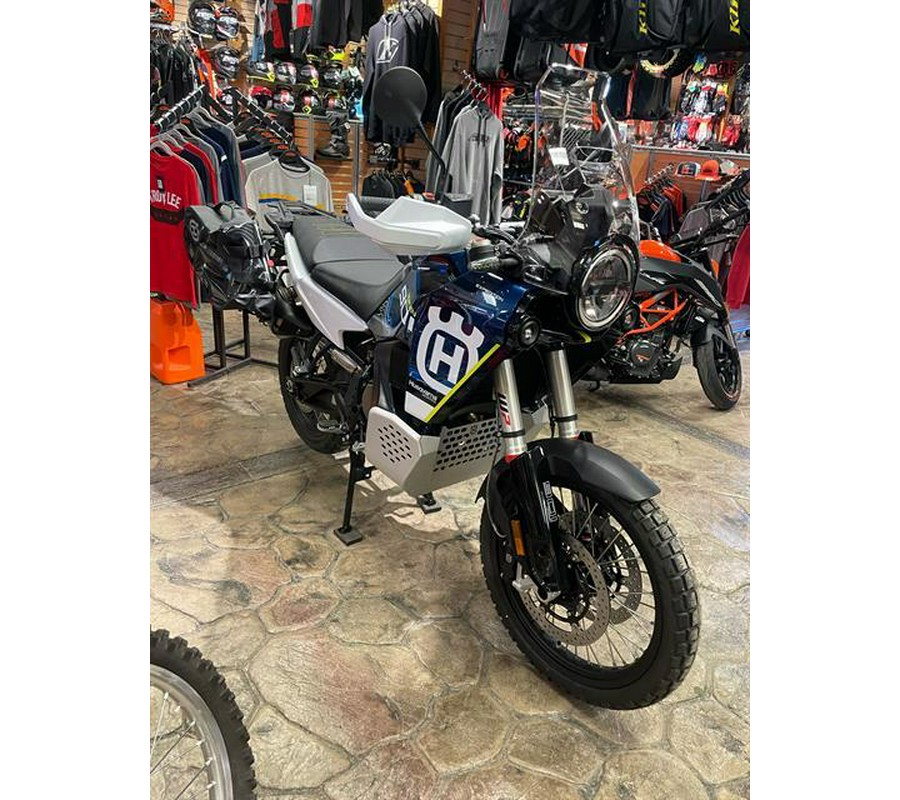 2024 Husqvarna Norden 901 Expedition