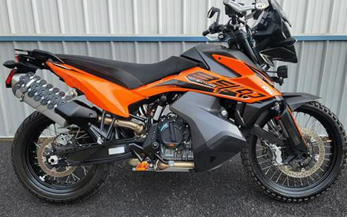 2022 KTM 890 Adventure