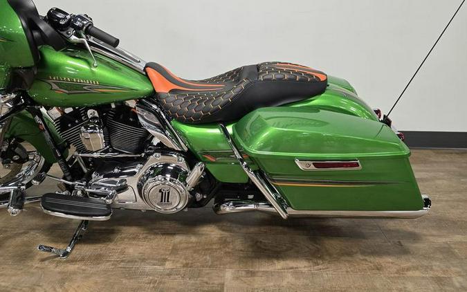 2015 Harley-Davidson® FLHX - Street Glide®