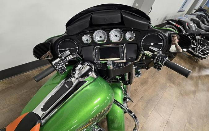 2015 Harley-Davidson® FLHX - Street Glide®