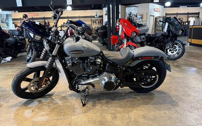 FXBB 2026 Street Bob