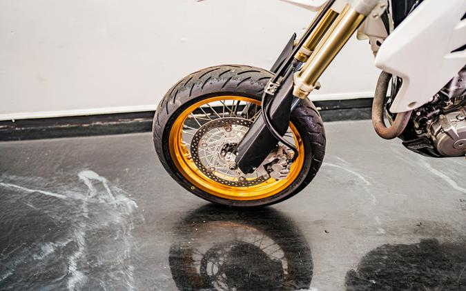 2019 Suzuki Motor of America Inc. DR-Z400SM