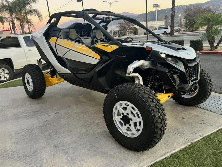 2024 Can-Am® Maverick R 999T DCT